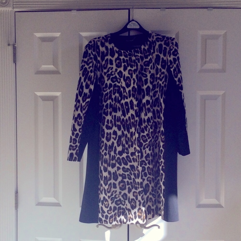 Chicos Black Label size 3 slimming coat